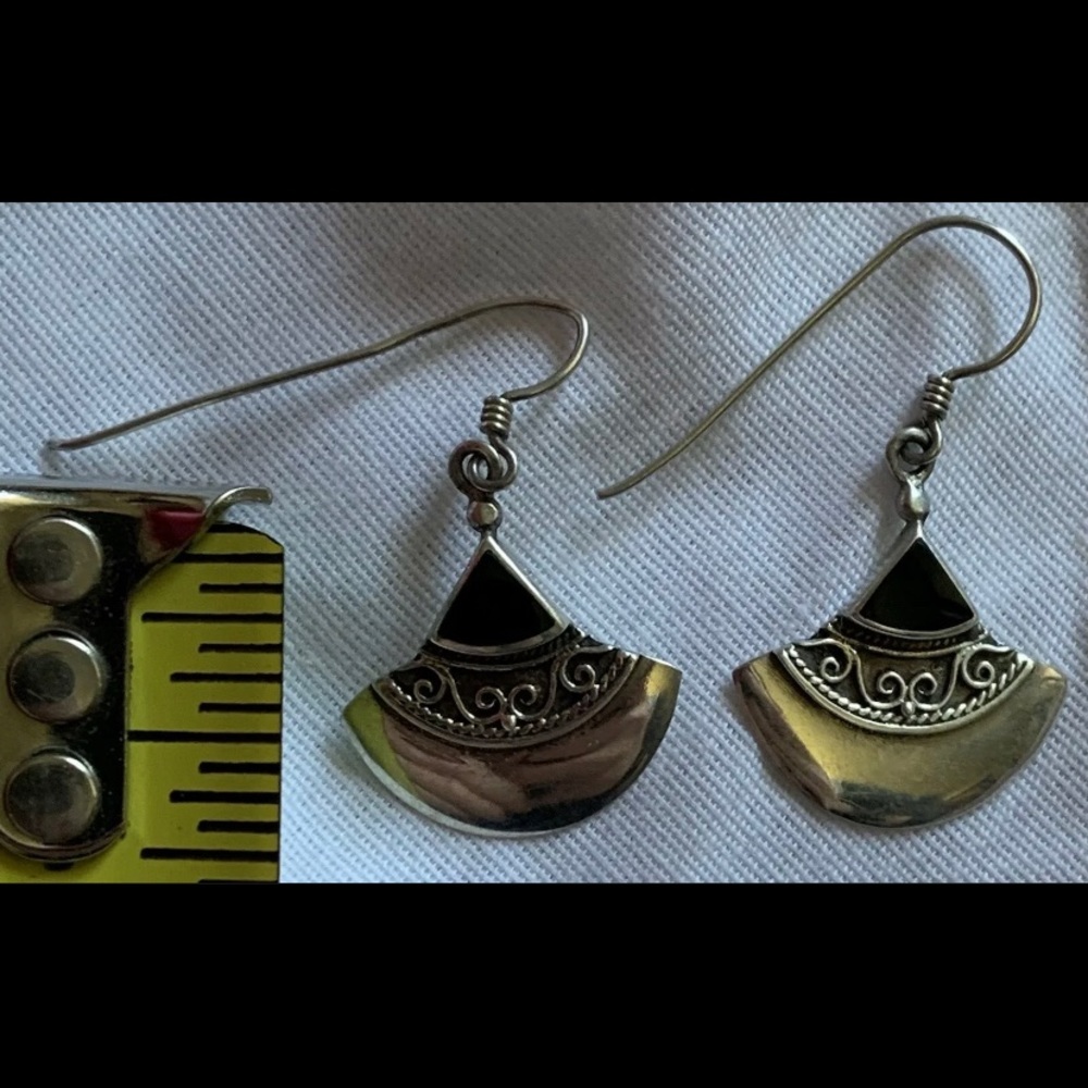 Vintage Sterling Silver And Onyx Earrings
